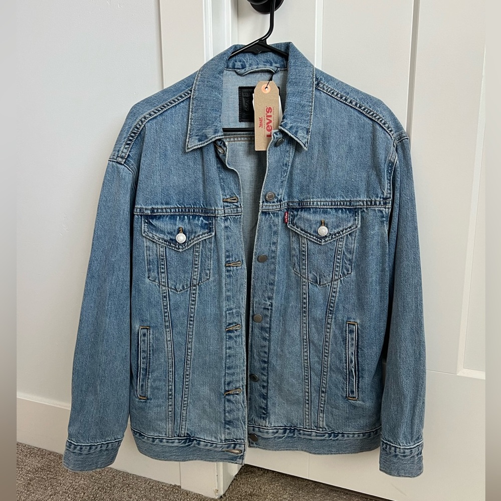 Levi’s 90s Baggy Trucker Jean Jacket